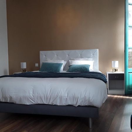 Madelon IV Bed & Breakfast เบลเวส ภายนอก รูปภาพ