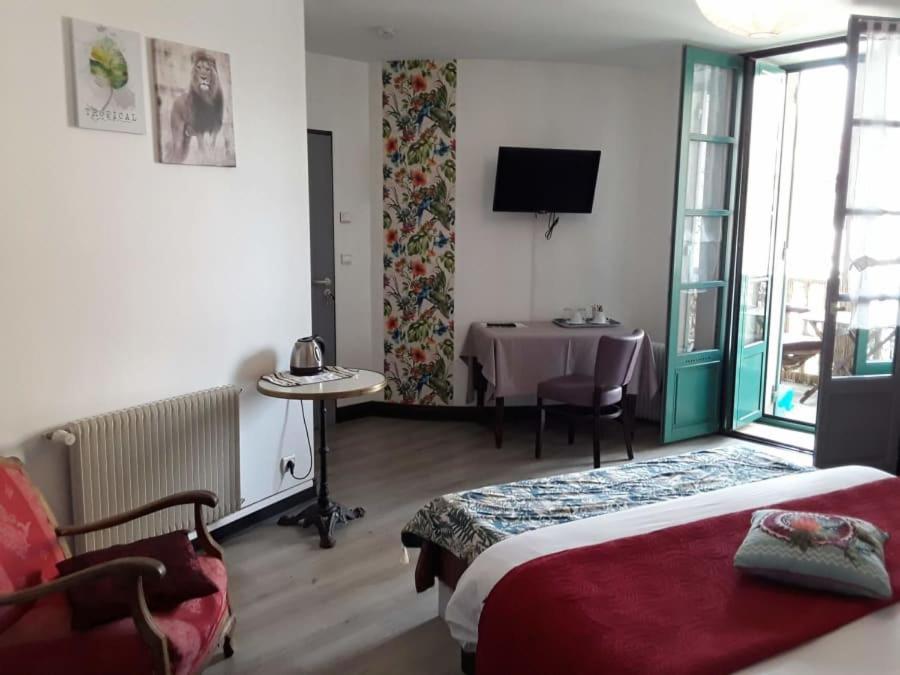 Madelon IV Bed & Breakfast เบลเวส ภายนอก รูปภาพ