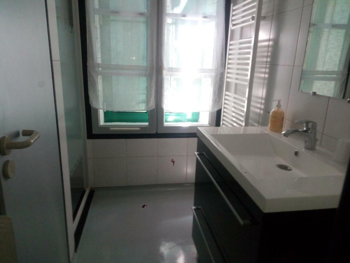 Madelon IV Bed & Breakfast เบลเวส ภายนอก รูปภาพ